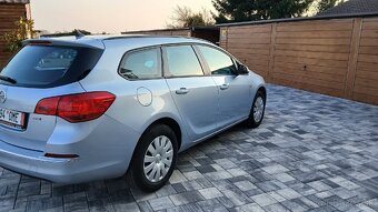 Opel Astra J 2015 - 4