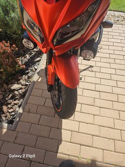 Kawasaki Versys 650 - 4