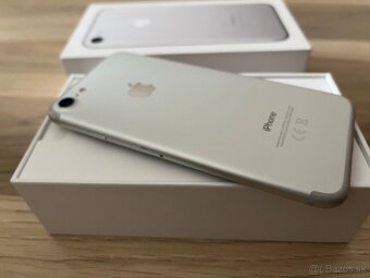 Apple iPhone 7 Silver 32GB - 4