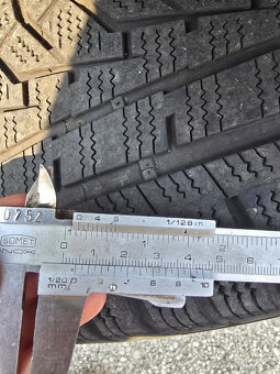 Hankook Winter I Cept Evo 2 215/55 R17 - 4