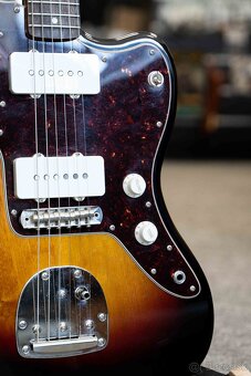 Fender Squier Classic Vibe '60s Jazzmaster IL 3-Tone Sunbur - 4