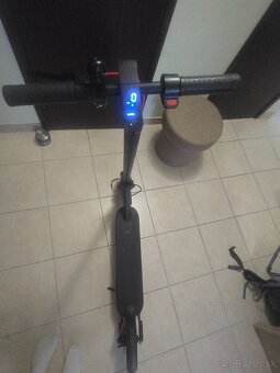Xiaomi Mi Electric Scooter Pro 1 - 4