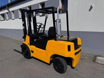Vysokozdvižný vozík Bulhar 3,5t, po GO, diesel - 4