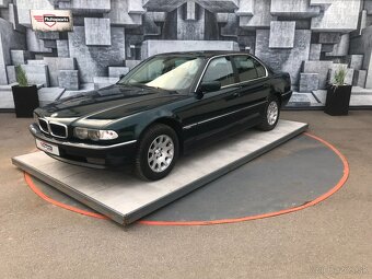 BMW Řada 7 740i, 2.MAJITEL, BEZ KOROZE - 4
