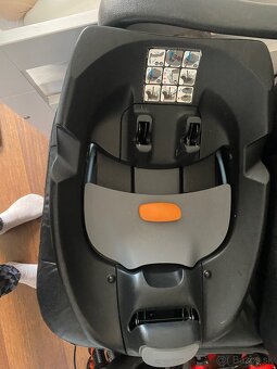 Polohovateľné vajíčko so základnou cybex cloud q - 4