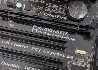 Gigabyte GA-Z87M-D3H + i5 4690 + 8GB DDR3 - 4