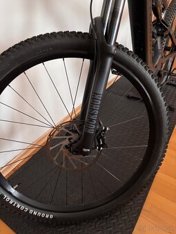 Predám Specialized Turbo Levo Alloy - 4