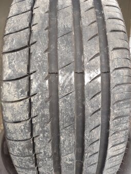 Predám letné pneumatiky 225/45 R17
 - 4