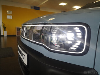 Renault  R4 E-Tech - 52 kWh (150 Hp) Electric - 4