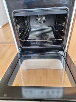 Predám plynovo elektricky šporák MORA 2476 - 4