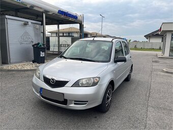 Mazda 2 - 4