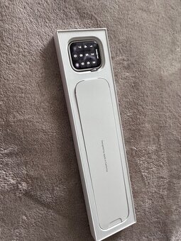 Apple watch series 8 - 4