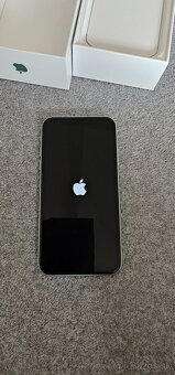 IPhone 11 zelená 64GB - 4