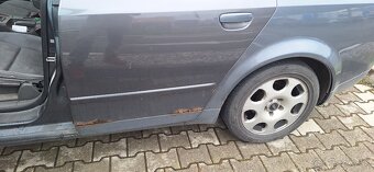 Audi a4 b6 2.5 tdi 132 kW quattro - 4