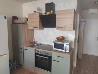 Predaj - kompletne zrekonštr. garsónka s krásnym výhľadom - 4