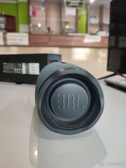 JBL Charge Essential Repro - 4
