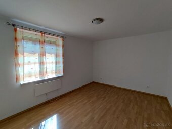 HAINBURG - na prenájom 3 izbový byt - 4