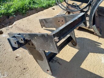 Predná radlica na traktor - čelná - 4