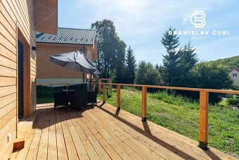 NA PREDAJ RODINNÝ DOM V OBCI PROSIEK - 4