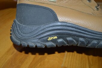 predam original zimne topanky/cizmy UGG - 4