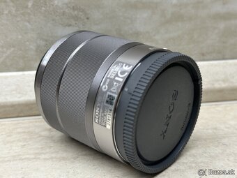 Sony SEL 18-55mm f/3.5-5.6 - 4