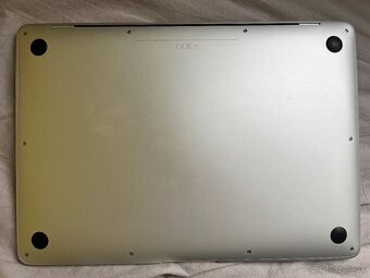 Macbook Air 13, 13,3 palca, i3, 8GB Ram, 256GB - 4