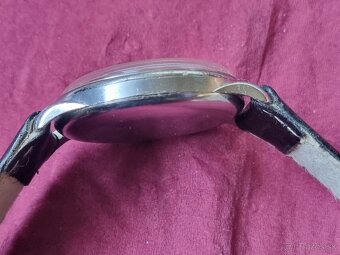 Veľké,náramkové hodinky,CYMA. - 4