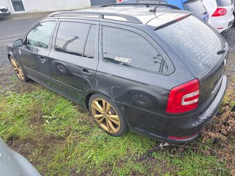 ŠKODA OCTAVIA II VRS - 4