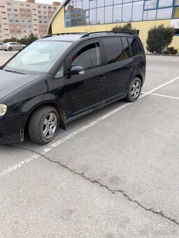 Predam Wolkswagen touran - 4