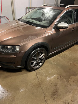 NA PREDAJ ŠKODA OCTAVIA SCOUT III - 4