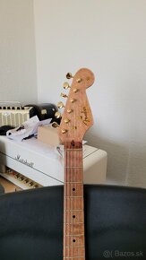 Stratocaster - 4