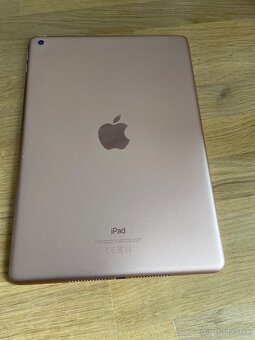 Predam Ipad 6. generacie - 4