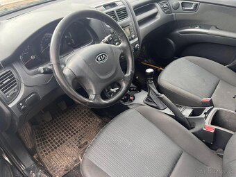 Predám náhradné diely na KIA sportage 2.0crdi - 4