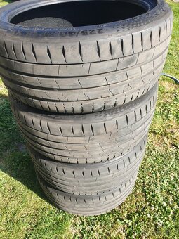 Predam letne gumy 225/40 r18 Continental SportContact 7 - 4