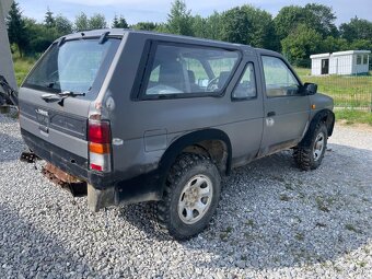 Nissan Terrano 2.7TD 4x4 - 4