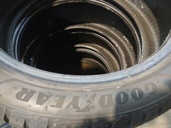 225/45r18 - 4