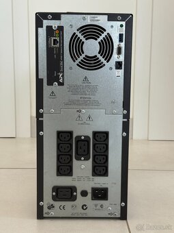 APC Smart-UPS 2200VA + Network Management Card - 4
