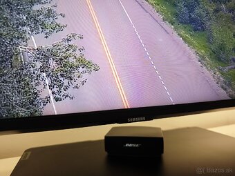 Samsung QE49Q60RAT 124 cm 49" UHD 4K Smart QLED TV - 4