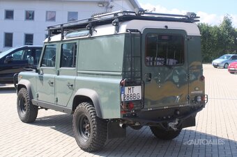 Land Rover Defender 2,4 TDCi 90 kW 110 SW 4x4 - 4