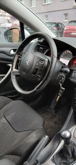 Predám Citroën c5 1.6 hdi diesel kw 80 combi R.v 2011 - 4