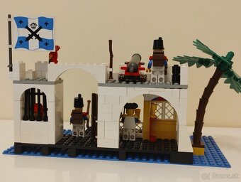 LEGO Pirates 6267 Lagoon Lock-Up - 4