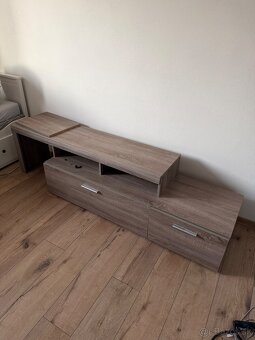 Tv stolík a skriňa - 4