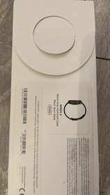 Apple Watch 4 , 40mm Space Gray - 4