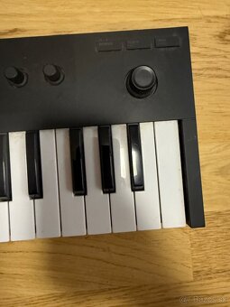 Komplete Kontrol M32 - 4