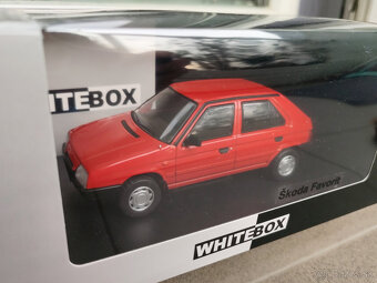 ŠKODA FAVORIT - KOVOVÝ, NOVÝ model, mierka 1:24 - 4