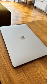 MacBook Air 2019 13'' / i5 / 128 GB v TOP stave - 4