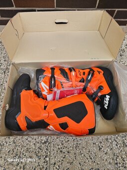 Ktm - 4