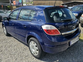 Opel Astra 1.3 CDTI Elegance
- 4