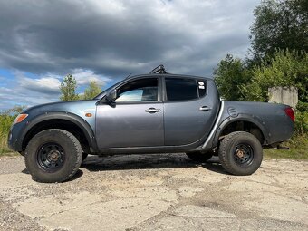 Mitsubishi L200 - 4