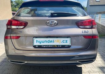 Hyundai i30 1.5-NÍZKÉ KM-V ZÁRUCE-1MAJITEL - 4